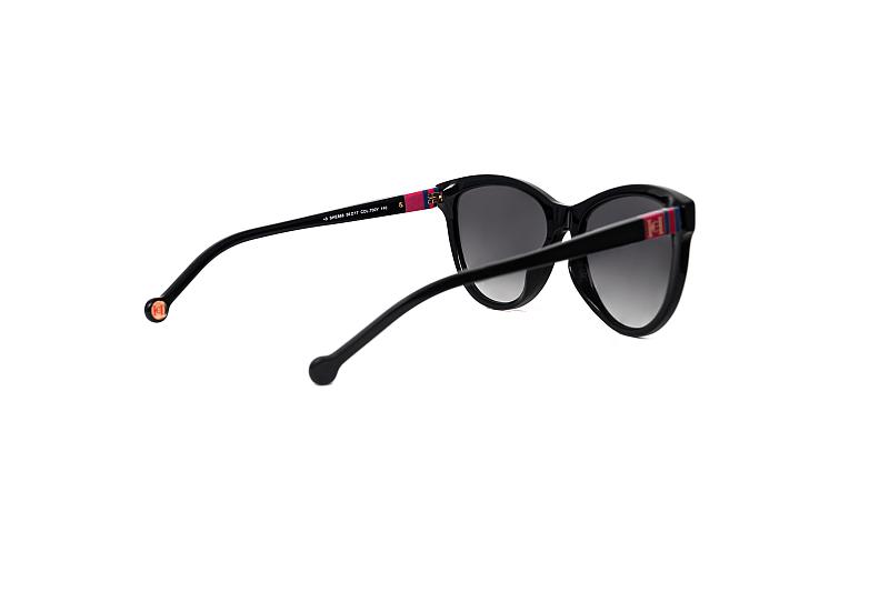 Carolina Herrera 868 700y